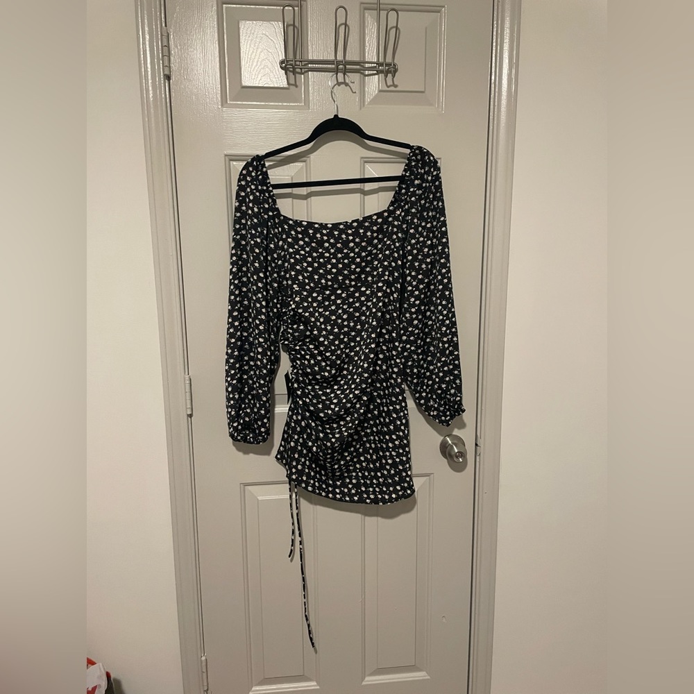 NWT Lulus Growing in the Garden Black Ditsy Floral Print Long Sleeve Dress - Picture 9 of 12